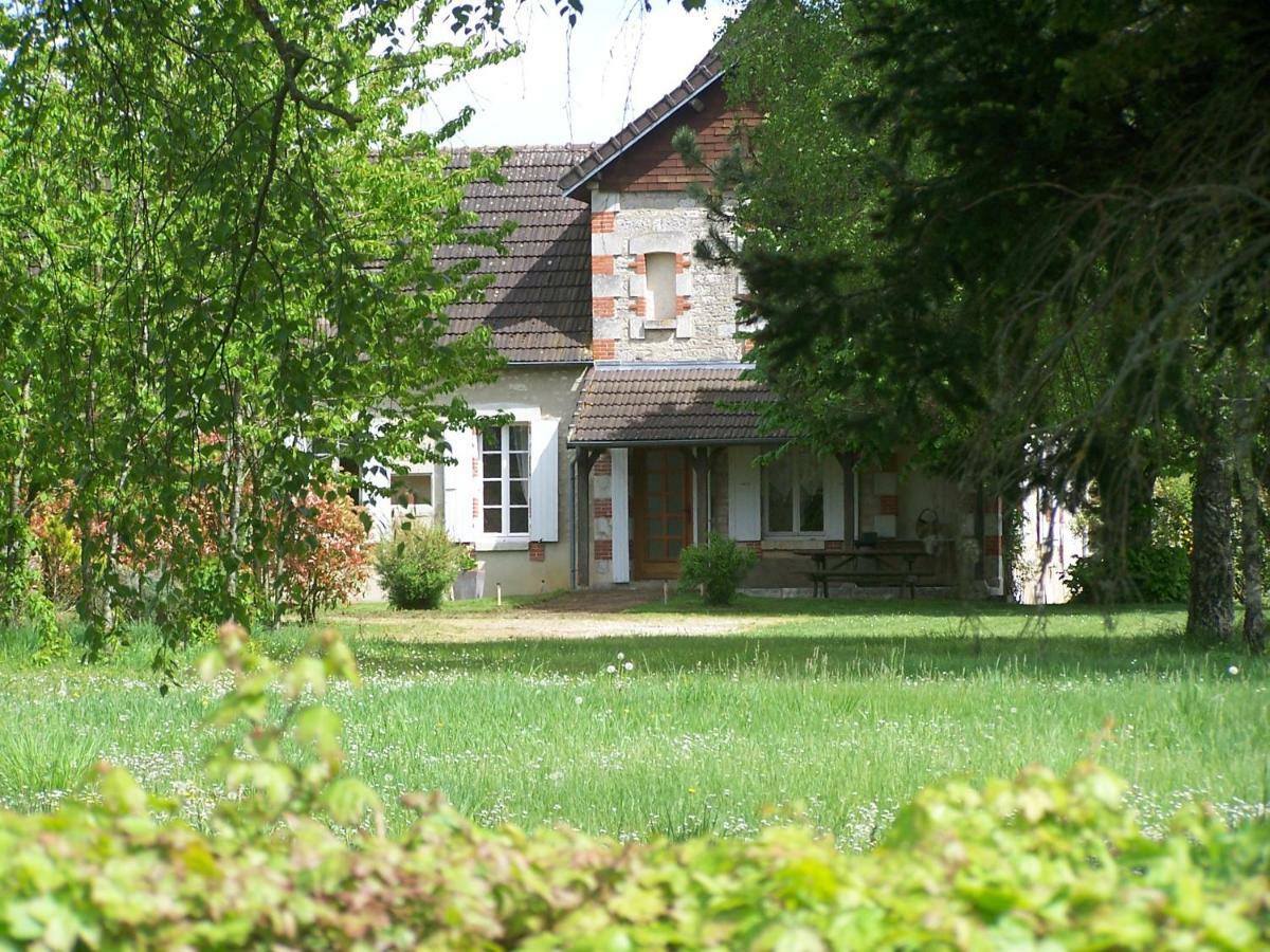 Gite En Forterre Villa Druyes-les-Belles-Fontaines Екстериор снимка